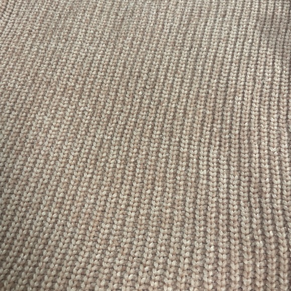 Knitted Sweater - Bell Sleeves - Light Pink - Picture 5 of 5